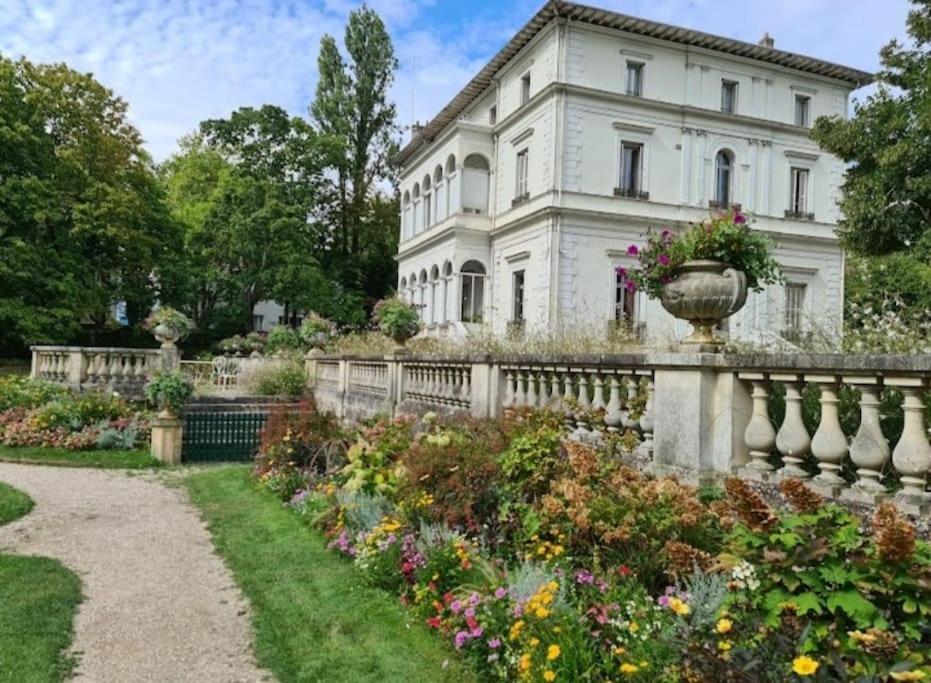 Créteil Grande Maison En Bords De Marne - 25 Min De Paris מראה חיצוני תמונה